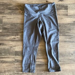 Lululemon cropped leggings